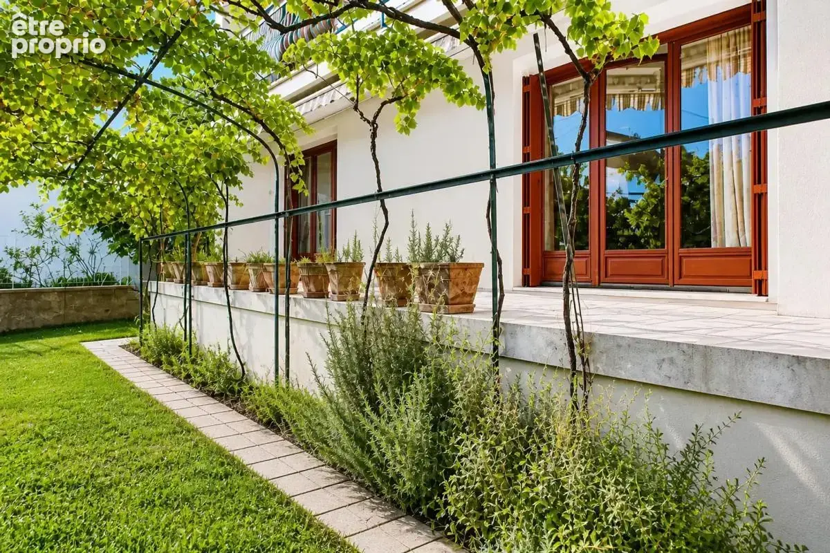 Maison Valence Chateauvert de 226,7 m2 - photo 9