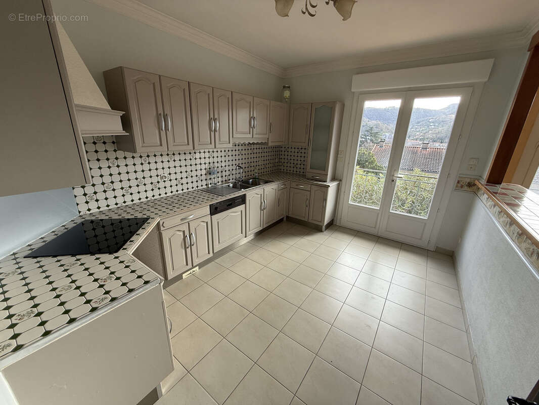 Maison à SAINT-AFFRIQUE