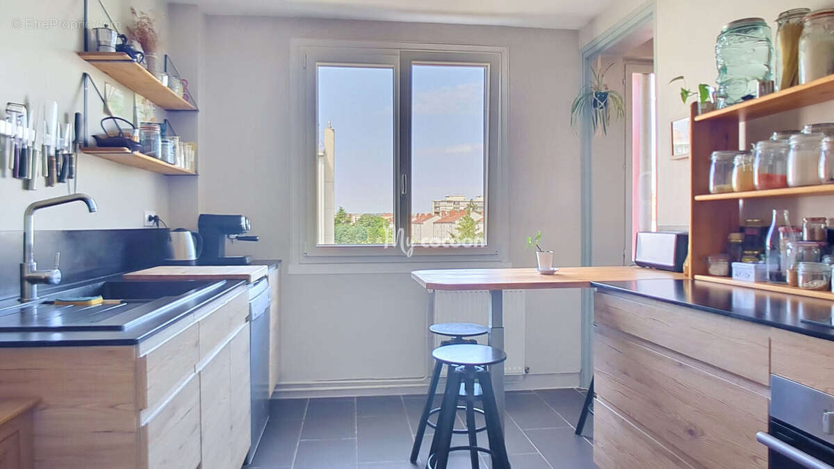 Appartement à VILLEURBANNE