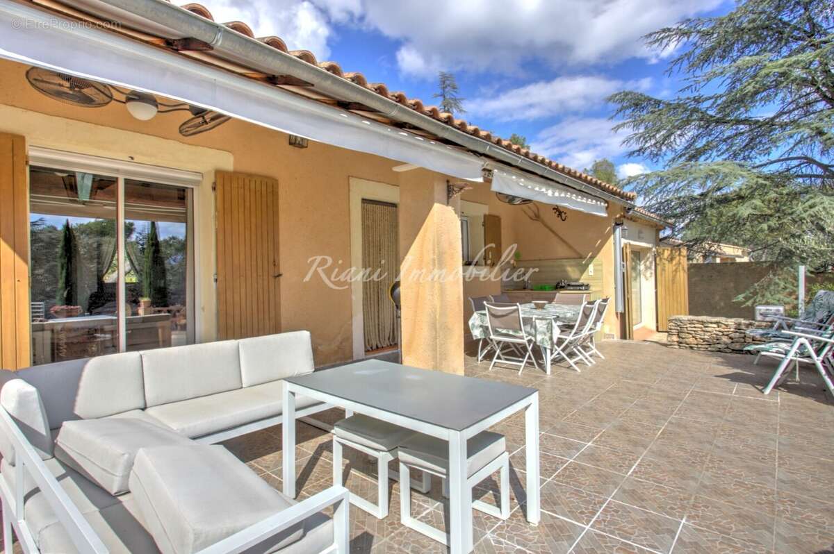 Maison à CABRIERES-D&#039;AVIGNON