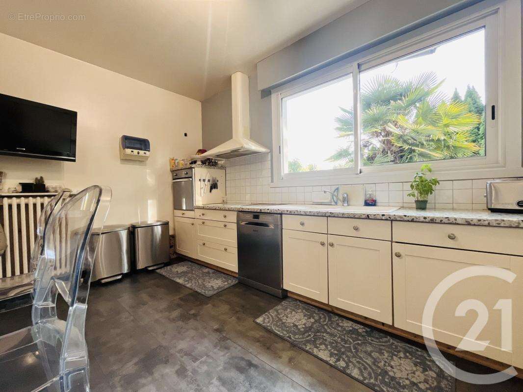 Maison 104 m² à Limoges  - photo 9
