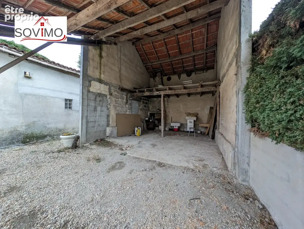 Belle opportunité en centre-bourg   maison avec grand jardin et dépendances - photo 24