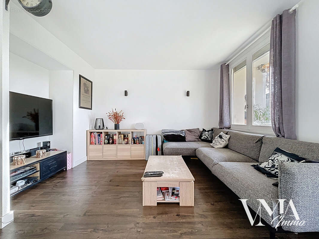 Appartement à CHAMPAGNE-AU-MONT-D'OR