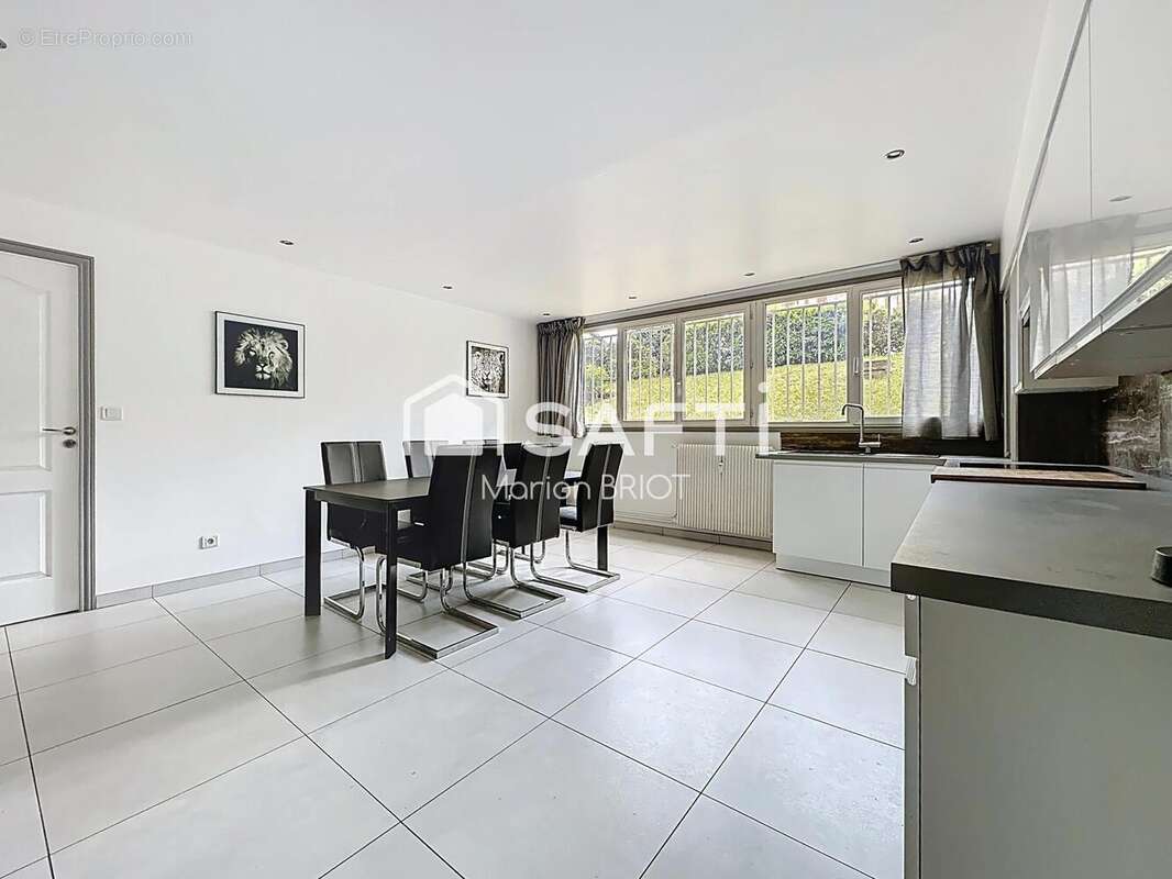 Photo 4 - Appartement à HOUILLES