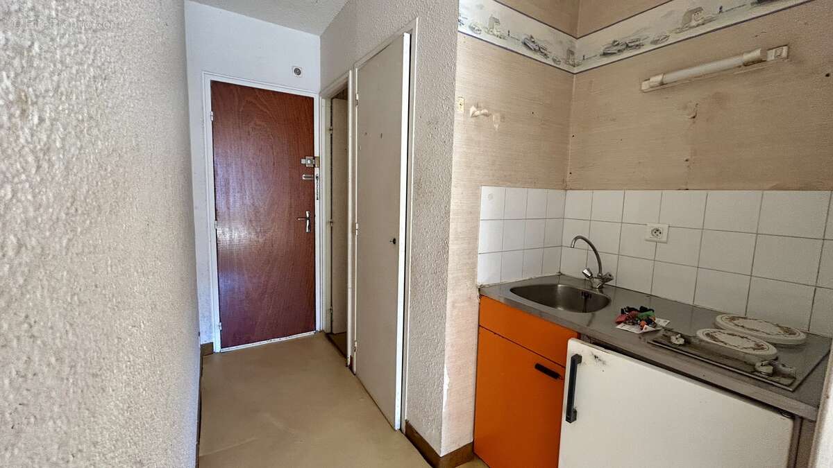 STUDIO de 25m2 à rénover - idéal investisseur ou pied-à-terre saisonnier - photo 5