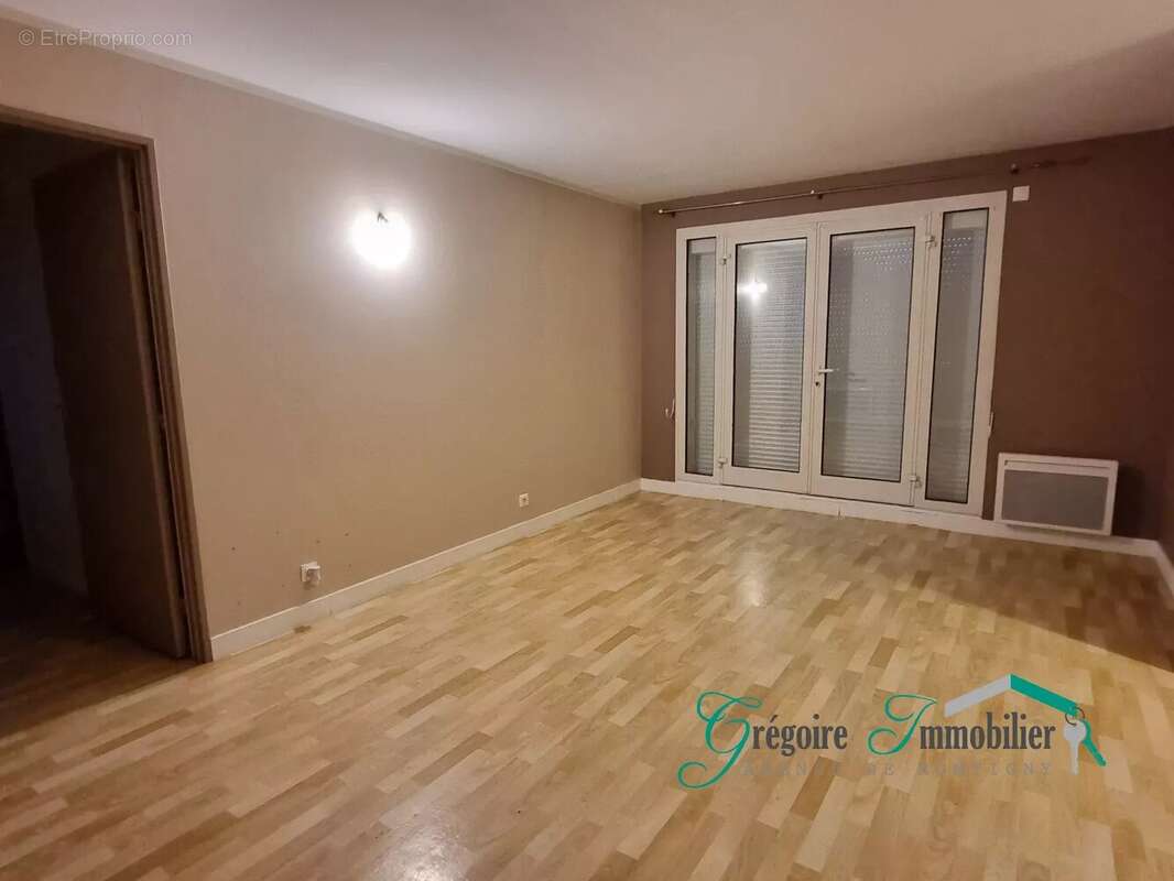 Appartement à MORET-SUR-LOING