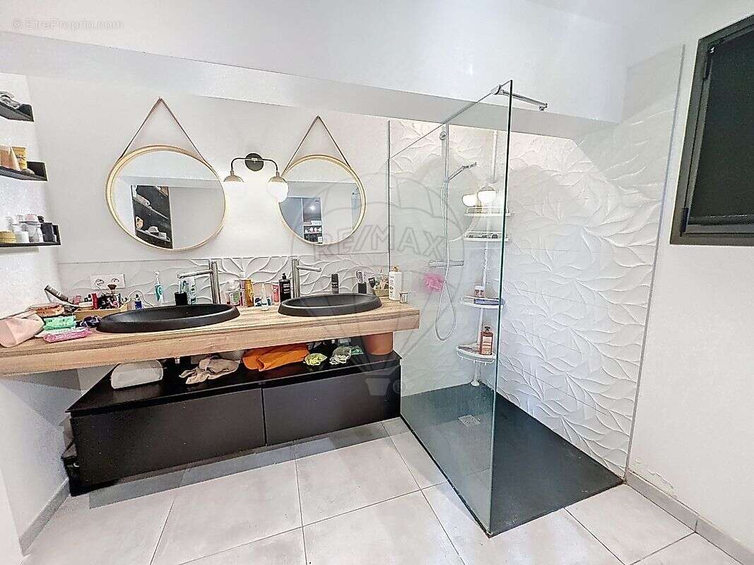 Maison à BOISSET-ET-GAUJAC