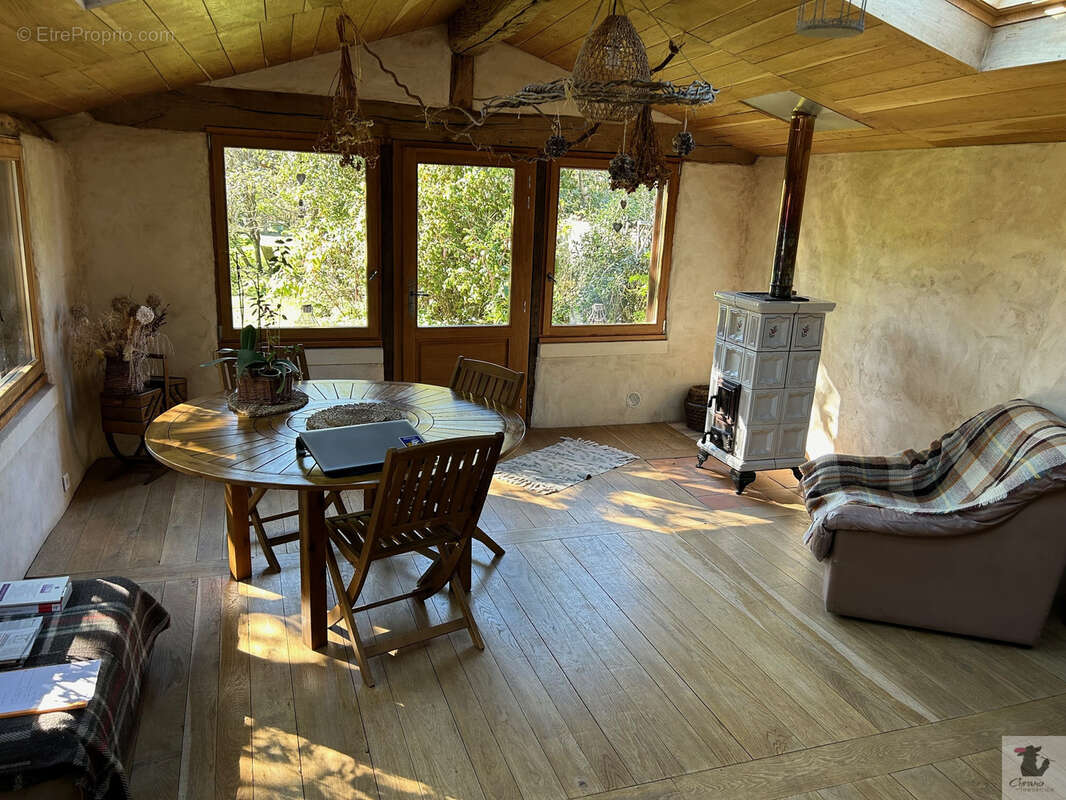 Maison typique en pierre 200 m2 dans un petit hameau au calme - beau parc arboré. - photo 5
