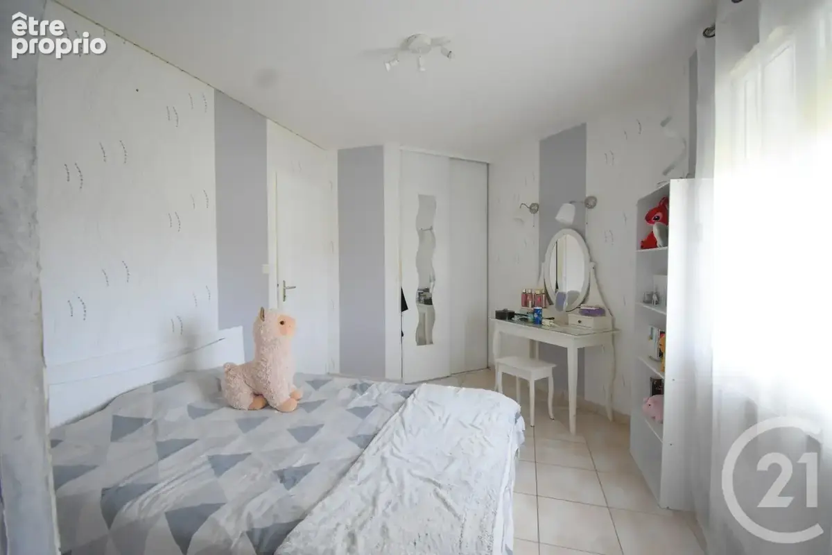 Maison 5 pièces 105 m² à vendre à Creuzier-Le-Vieux (03300) - photo 13