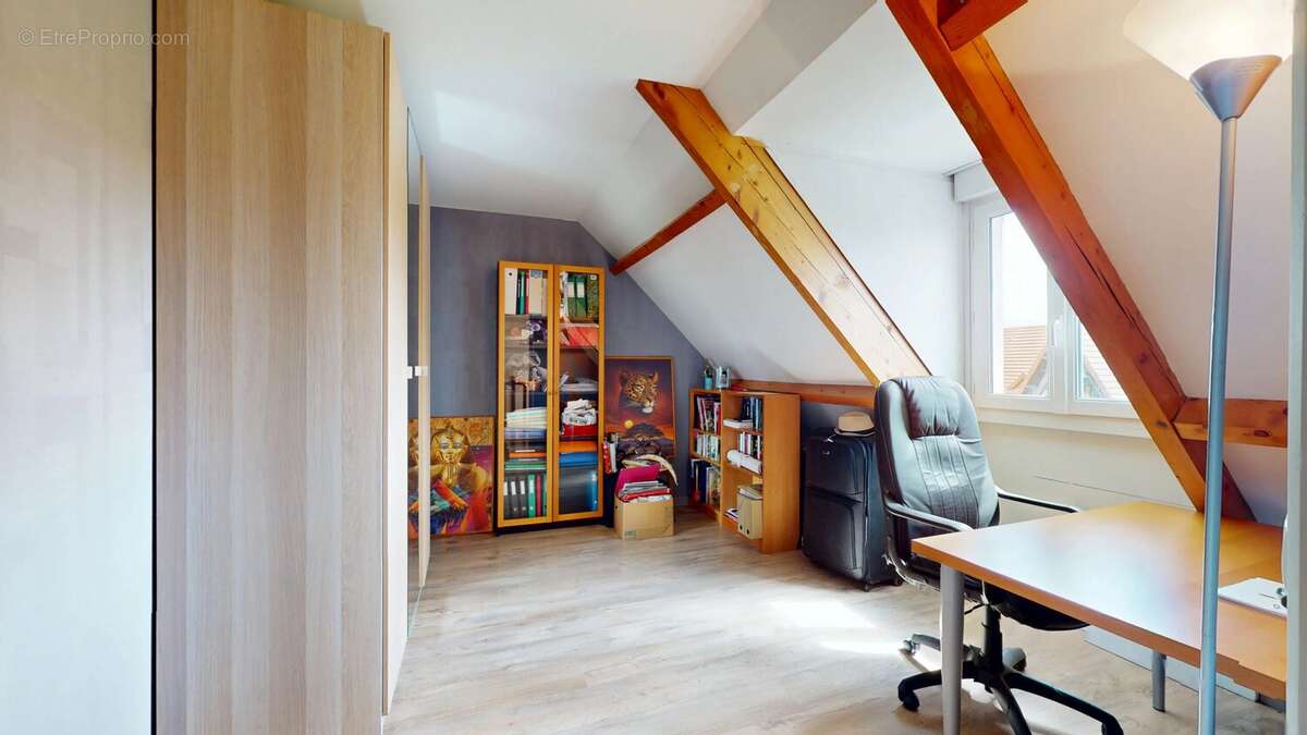 Maison à COUBRON