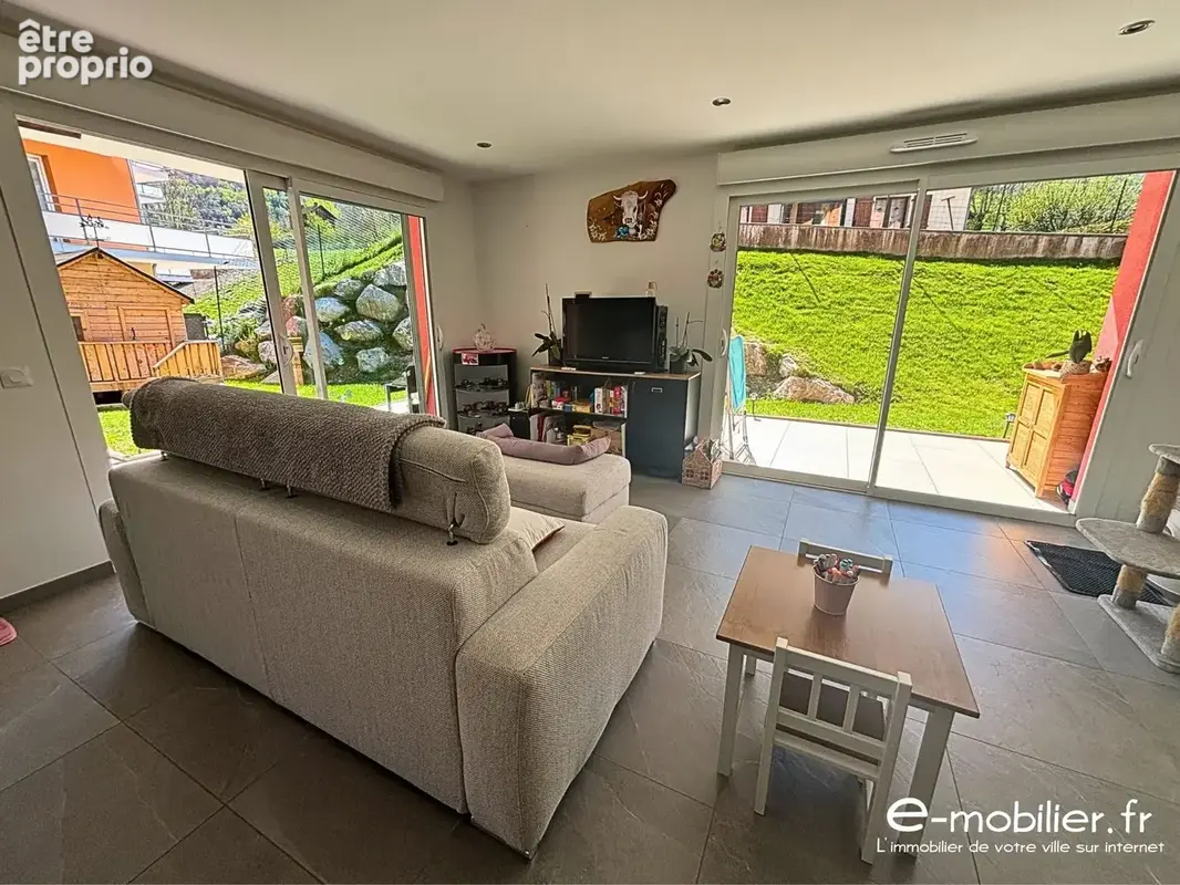 Appartement 3 pièces 70 m² à vendre à Aigueblanche (73260) - photo 1