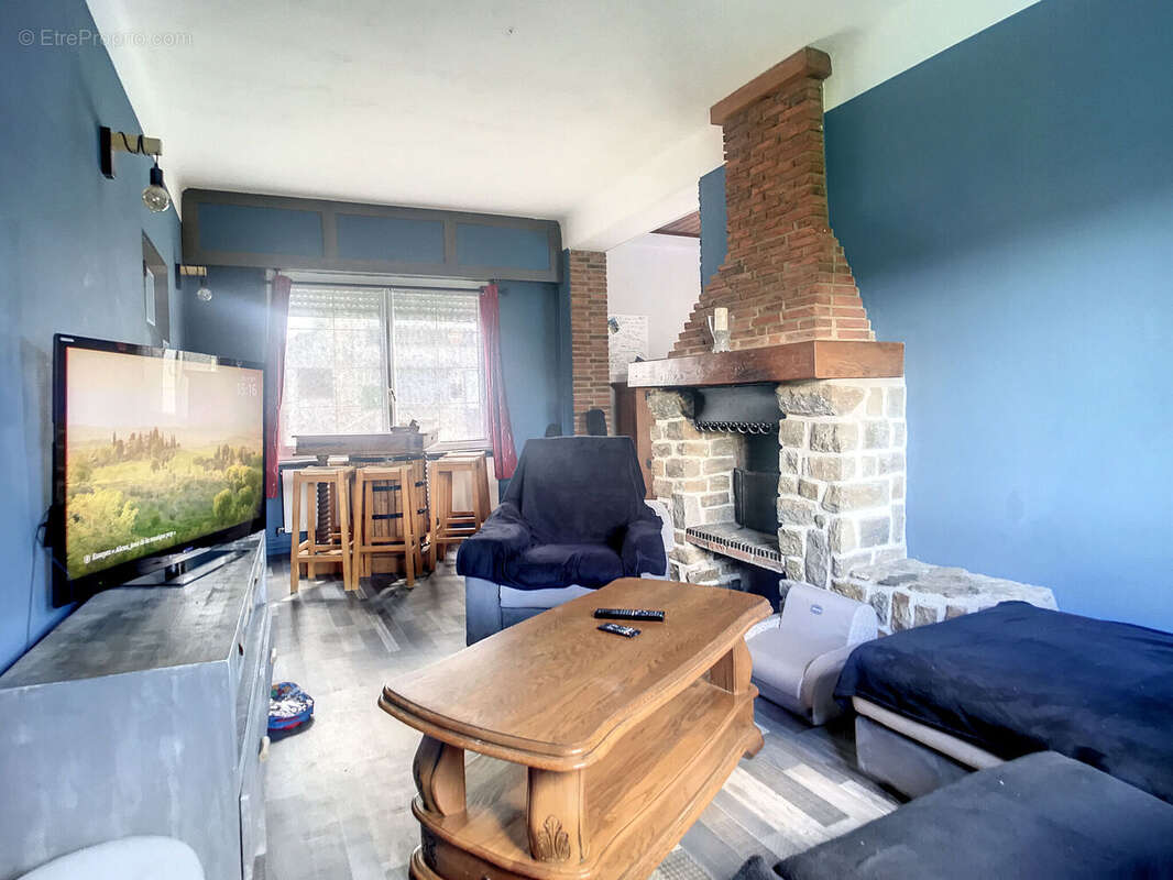 Photo 2 - Maison à BEAURAINVILLE