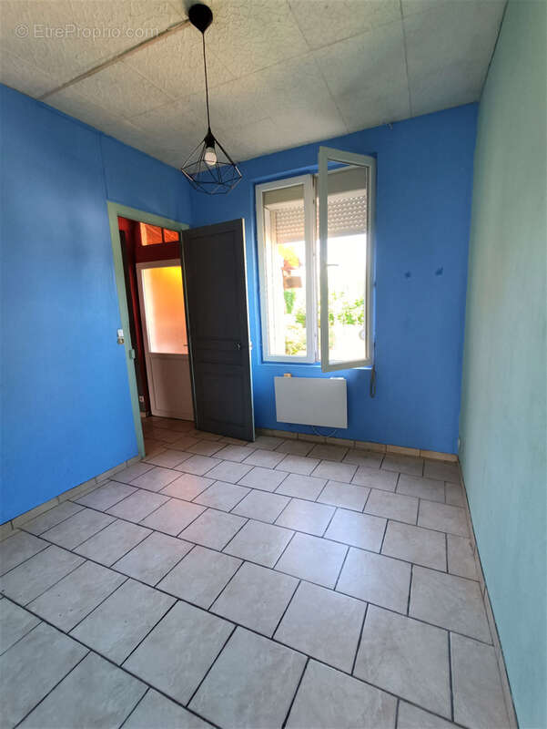 Maison à MONT-D&#039;ORIGNY