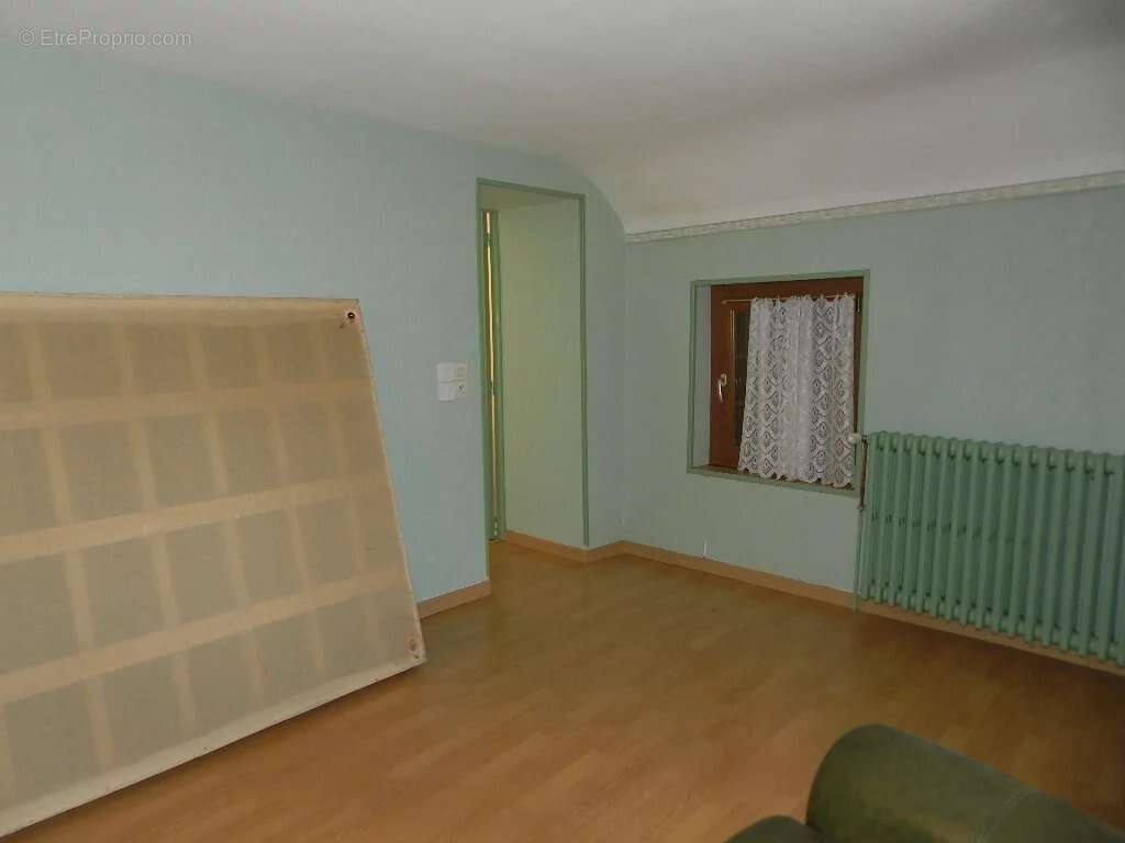 Maison à SAINT-PIERRE-SUR-DIVES