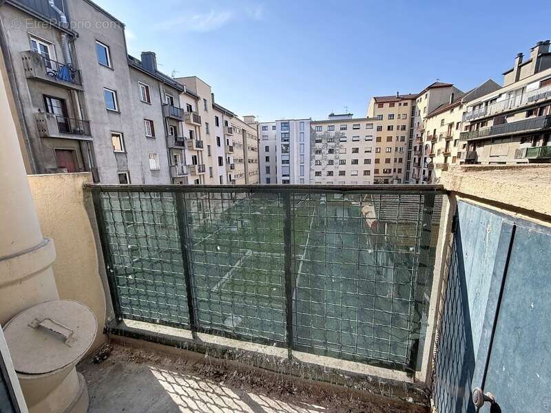 Appartement à vendre 3 pièces 88,30 m² ANNEMASSE (74) - photo 12