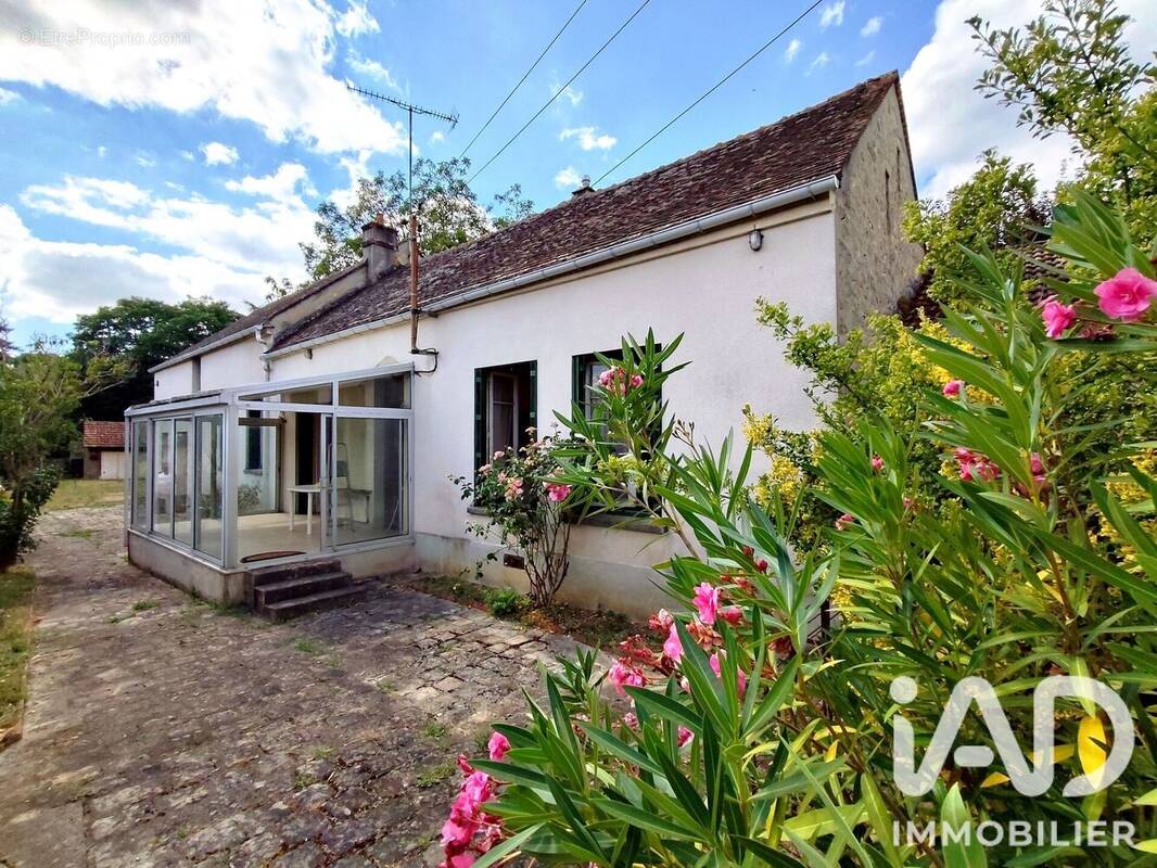 Photo 1 - Maison à BOURRON-MARLOTTE