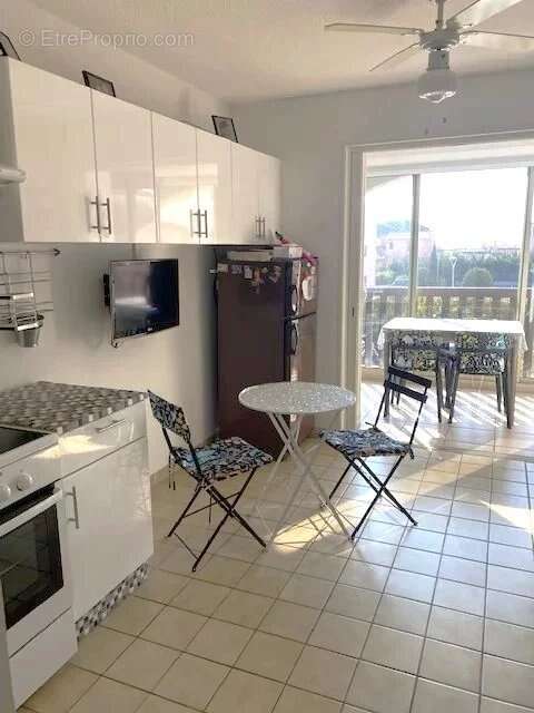 Appartement à LA LONDE-LES-MAURES