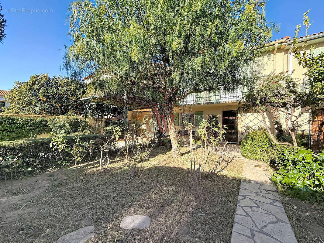 Maison à THUIR