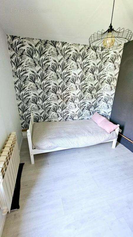 Maison 4 pièces / 74 m² / 105 000 EUR / SUZANNE - photo 6