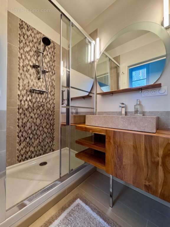 Appartement à LA MADELEINE