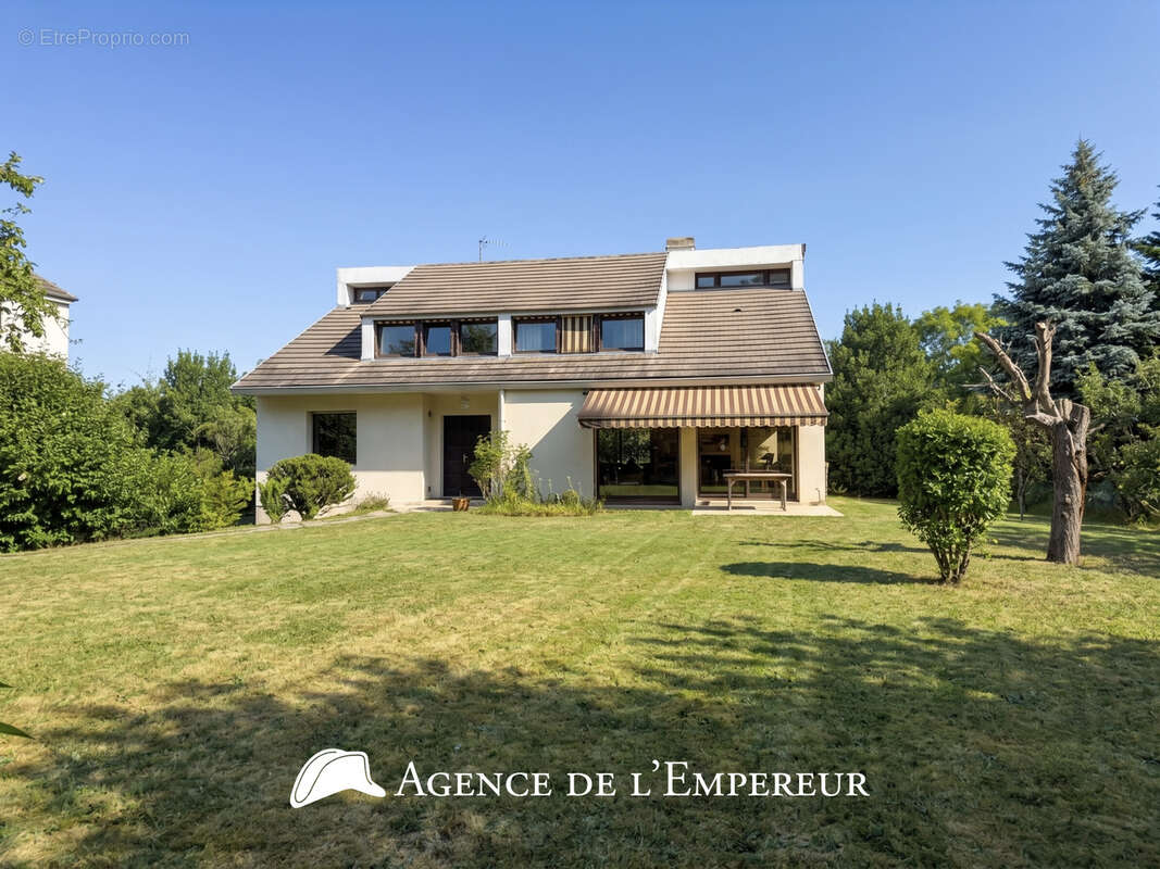 Maison à RUEIL-MALMAISON