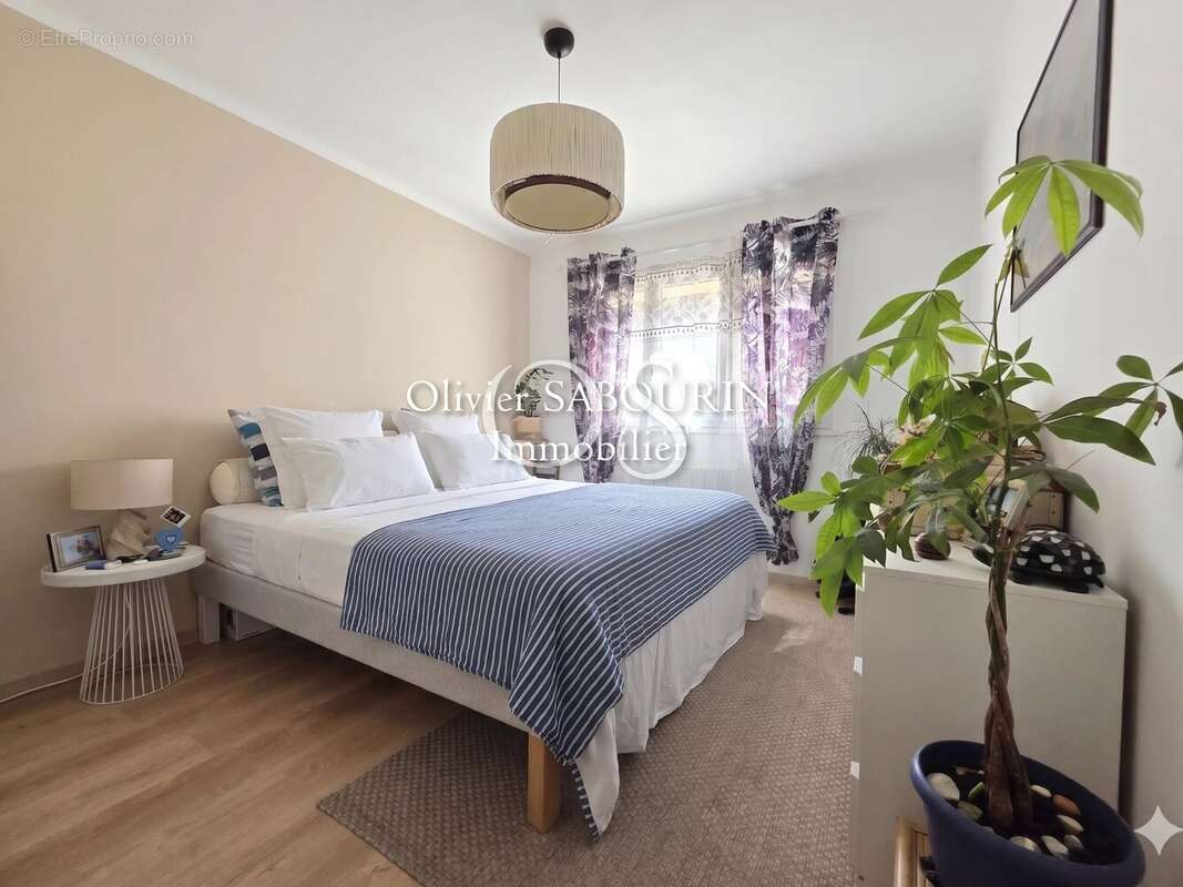 Appartement - 74m² - 2 chambres - Terrasse - photo 5