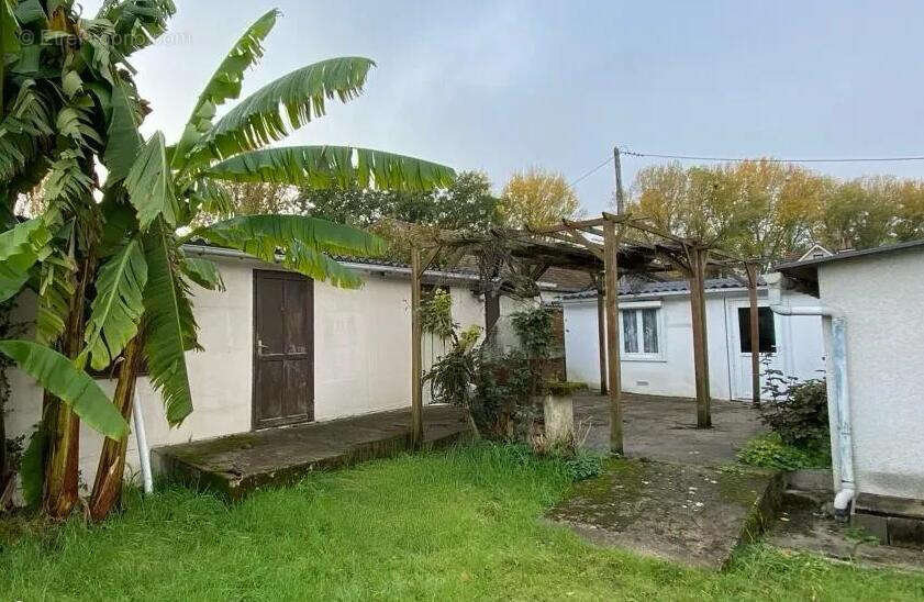 À VENDRE   Ensemble immobilier atypique   Île Aucard, Tours 37000 - photo 3