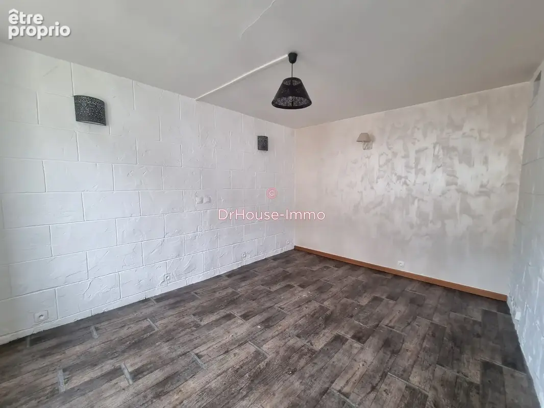 Maison 6 pièces 80 m² à vendre à Chatillon-Coligny (45230) - photo 6