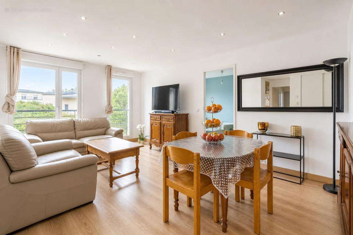 Appartement de 5 pièces de 76 m² à Conflans - photo 10