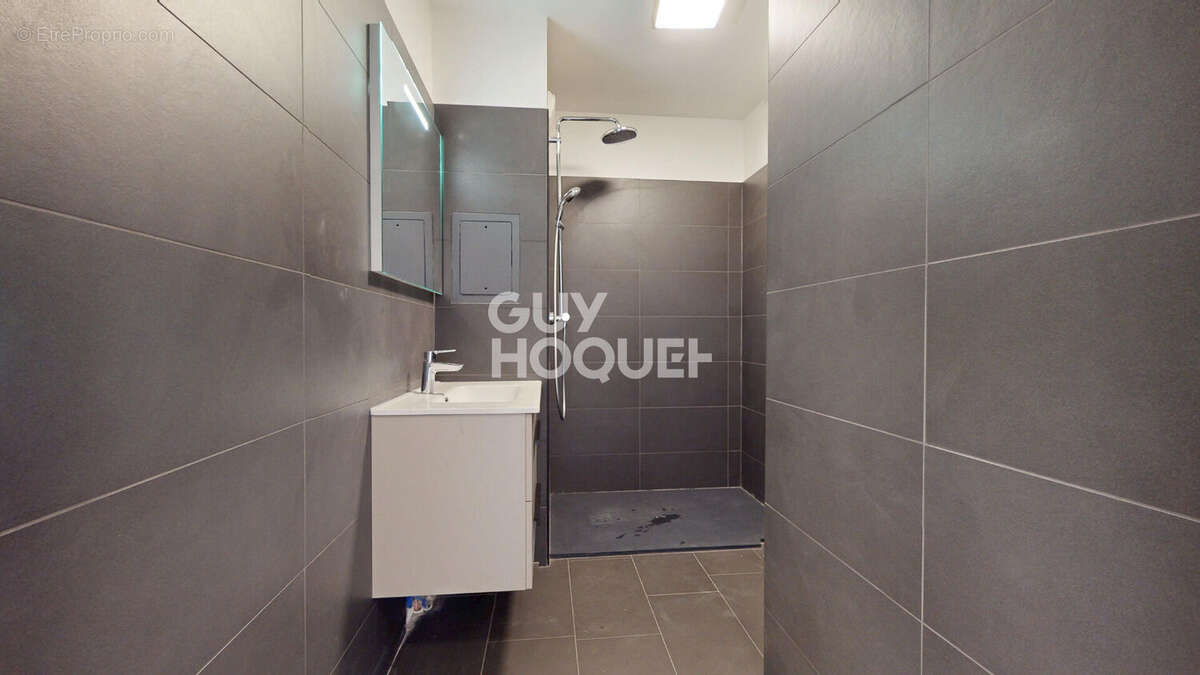 Appartement à LE BOURGET-DU-LAC