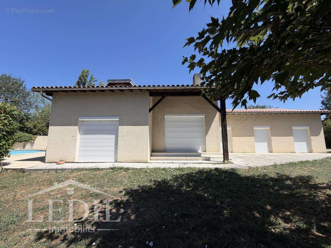 Grande maison sur grand terrain au calme en ville - photo 5