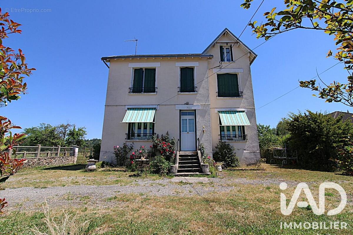 Photo 1 - Maison à BOURGANEUF