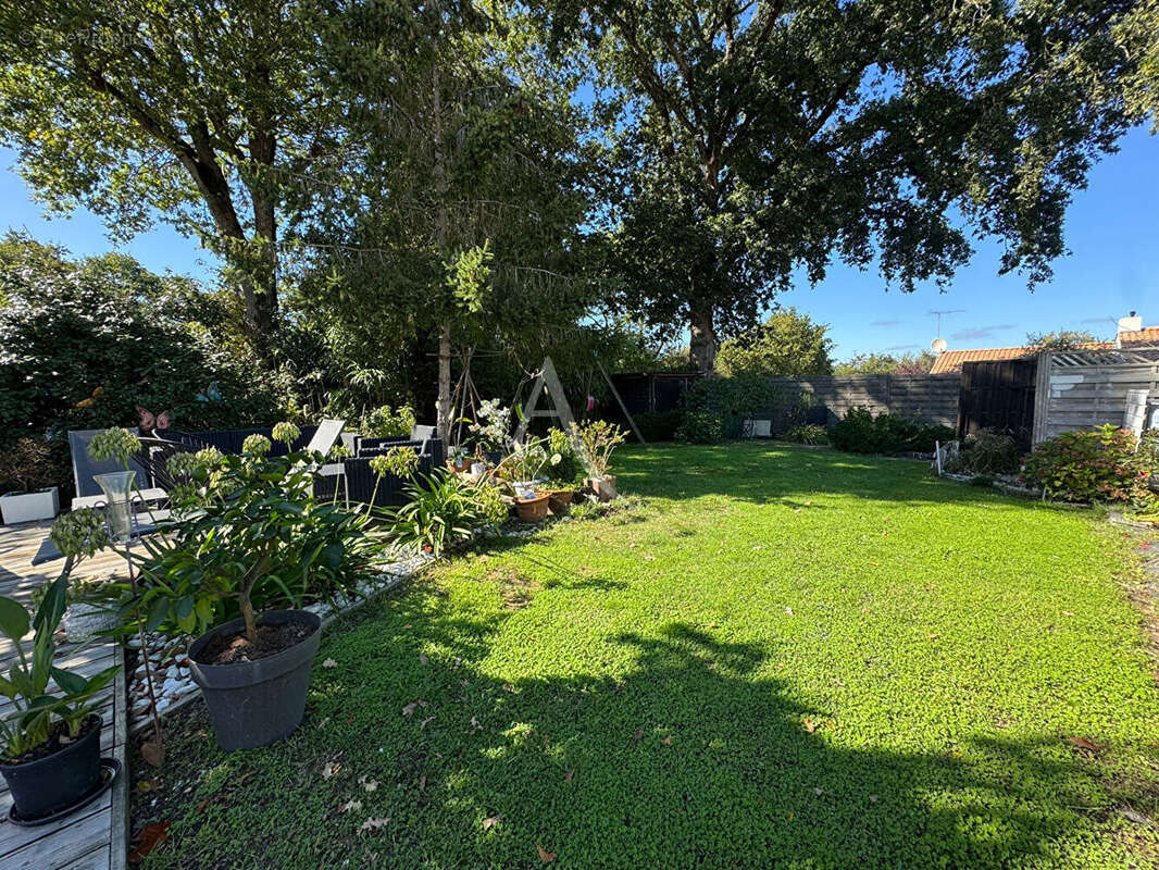 Maison à SAINT-MAIXENT-SUR-VIE