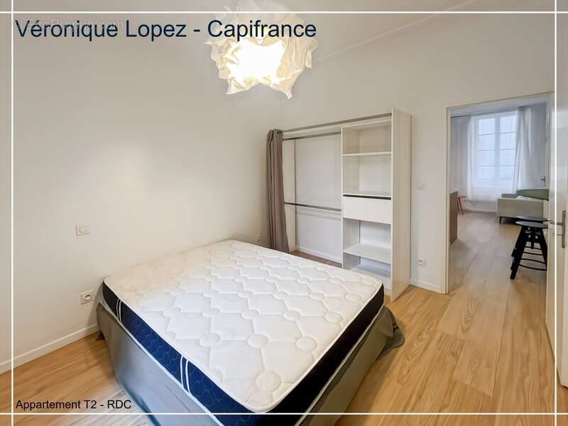 Exclusivité : Agen hyper centre, bel immeuble de caractère en pierre entièrement rénové avec 4 appartements, garage et jardin - photo 4