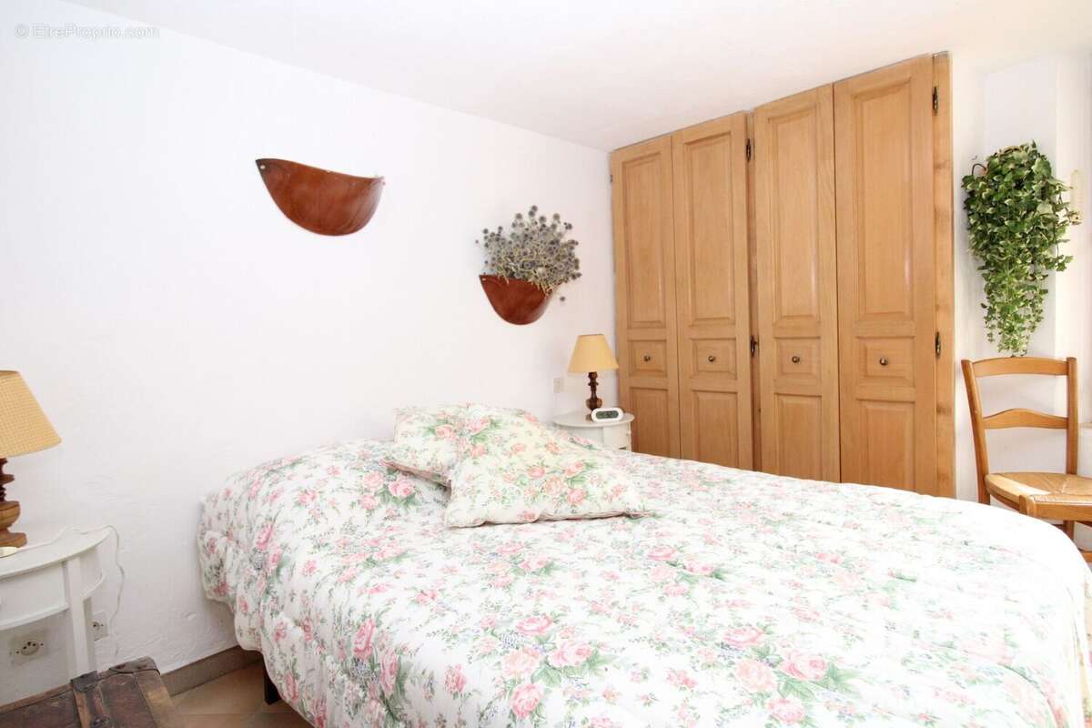 Maison 93 m² à Comps-Sur-Artuby  - photo 7