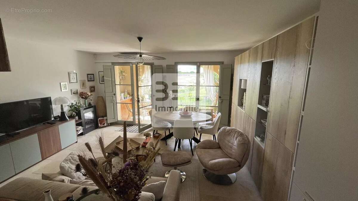 Appartement à UZES