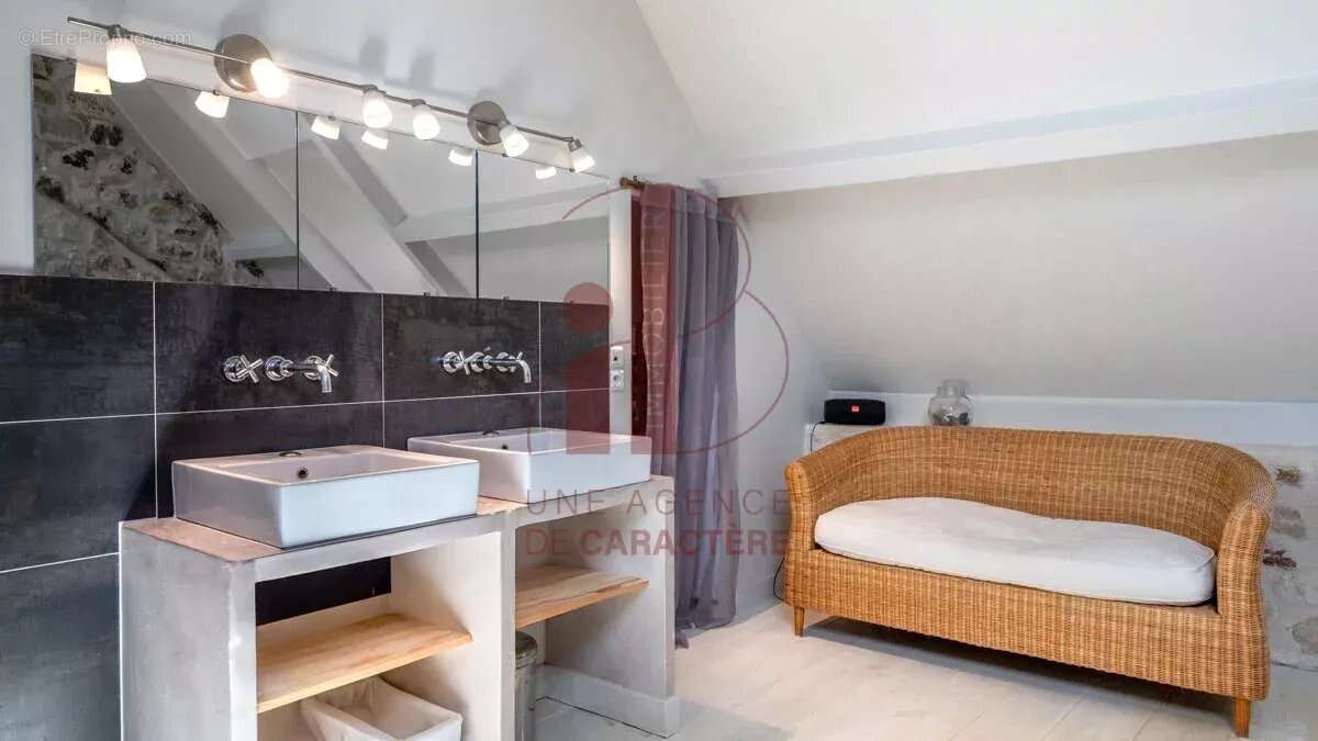 Maison à FONTAINEBLEAU