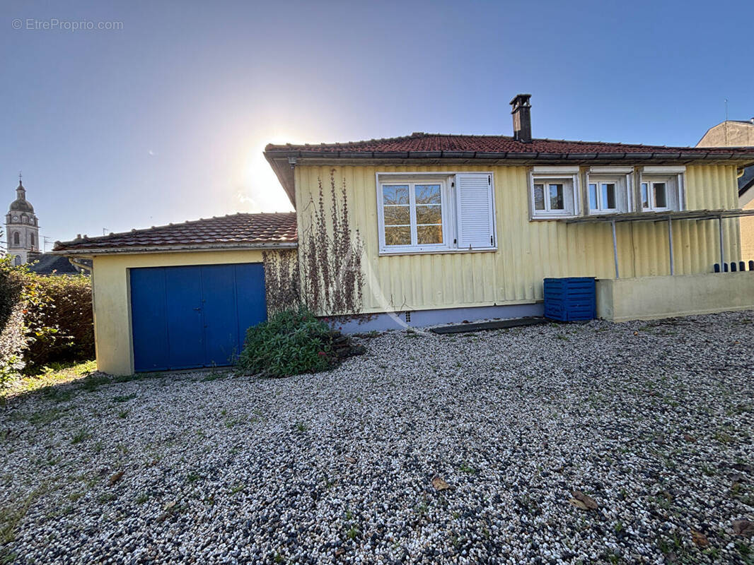 Maison à DERVAL