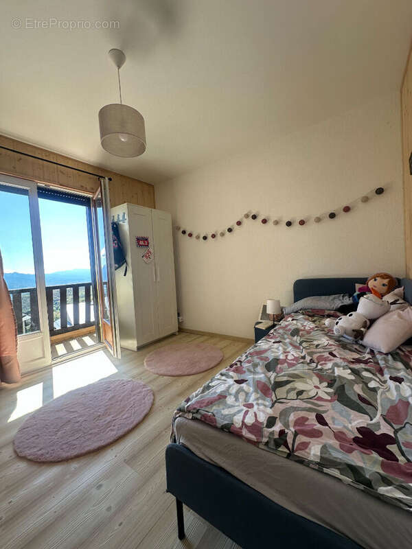 Appartement à FONT-ROMEU-ODEILLO-VIA