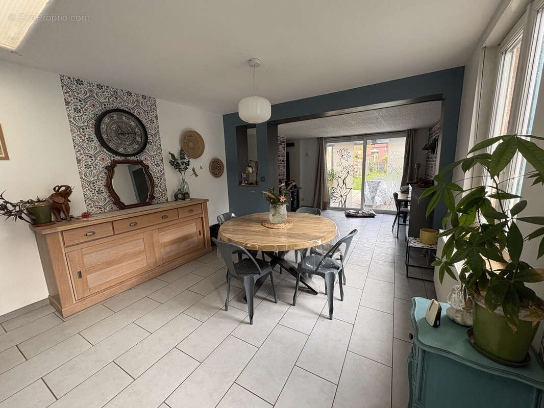 Maison à FLIXECOURT