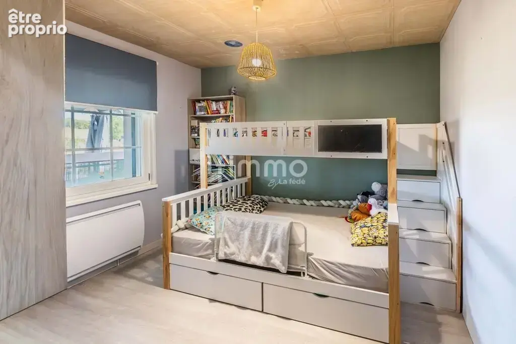 Maison familiale, belles prestations, avec grand terrain en camp - photo 9