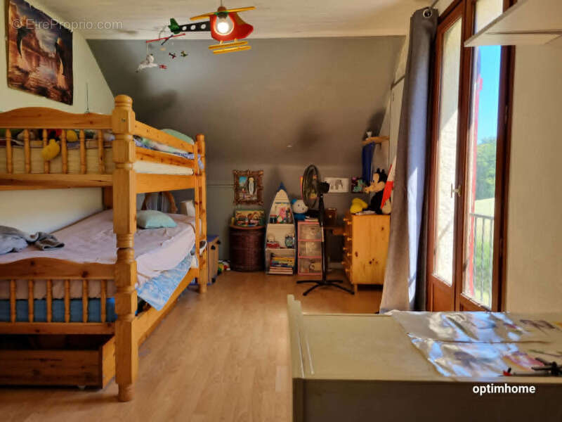 Propriete rurale avec dependances et serres - photo 12