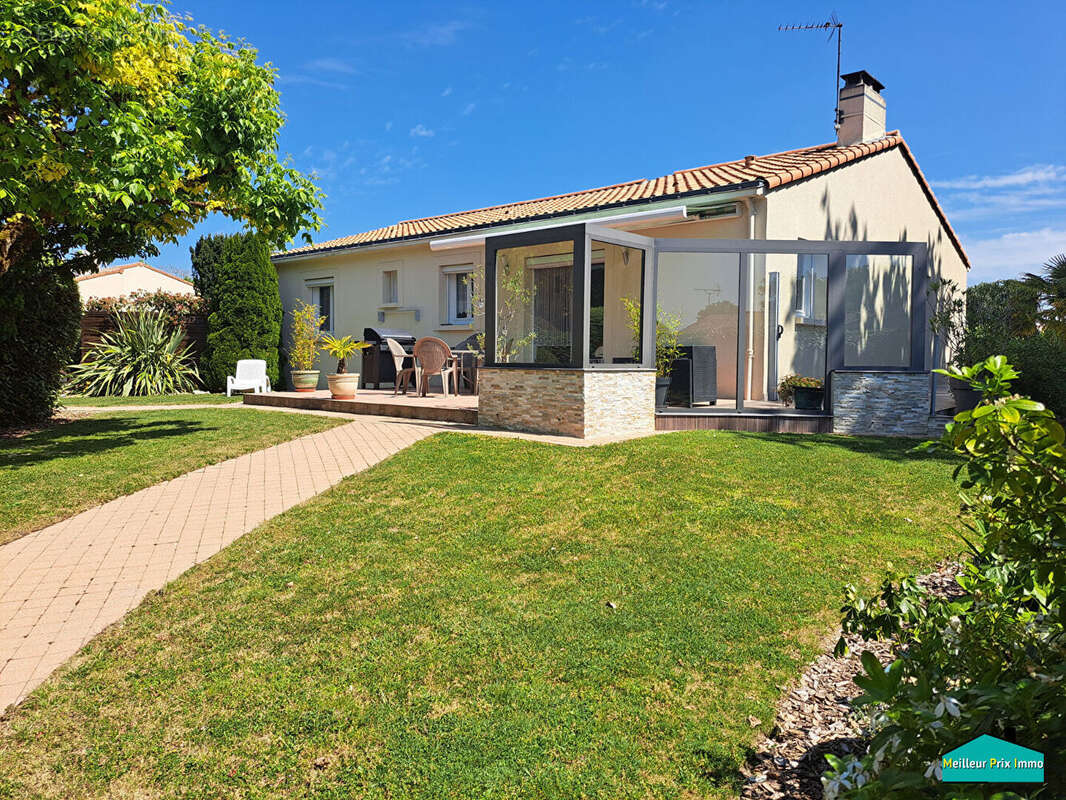 Maison à ROCHESERVIERE