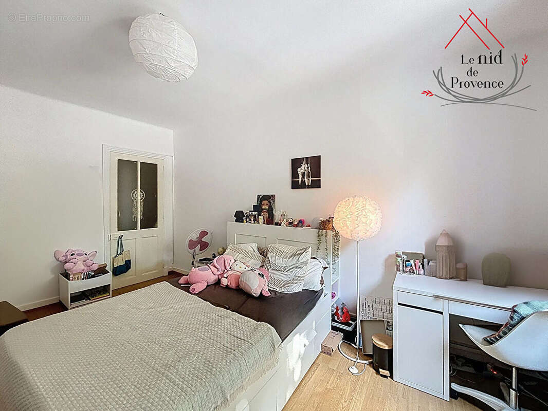 Maison à SAINTE-CECILE-LES-VIGNES