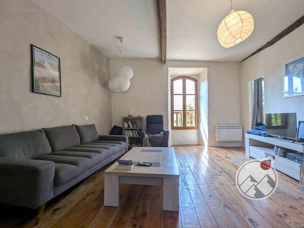 Bigourdane du XVIIIe · Entre Lourdes et Argelès-Gazost · 3 chambres · Terrain 985 m2 · Fort potentiel - photo 4