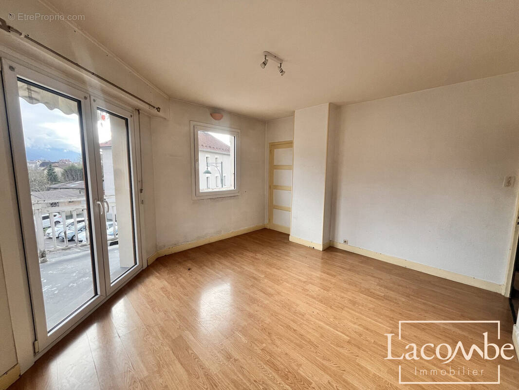 Appartement à ALBERTVILLE