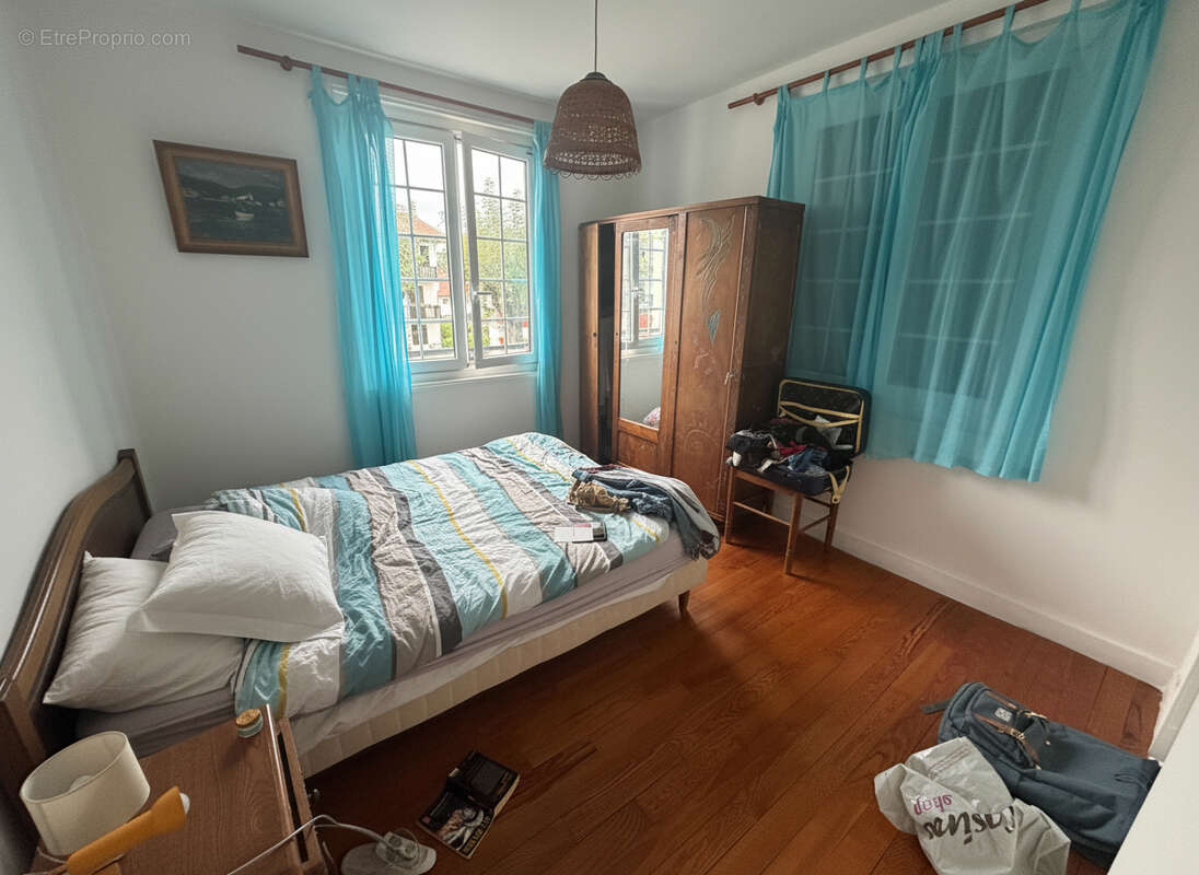 Hendaye- Bel appartement  T4 avec terrasse, garage fermé et cave - photo 7
