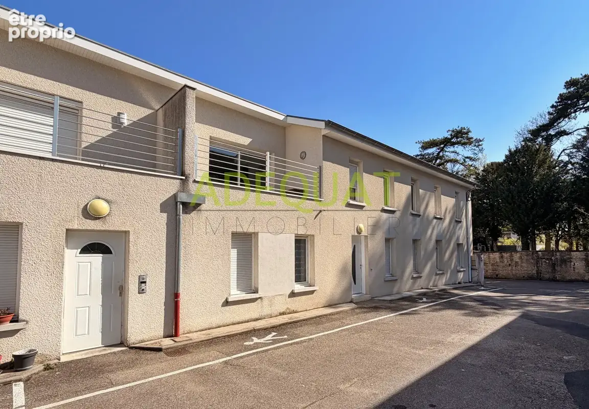 Appartement à BOURGOIN-JALLIEU