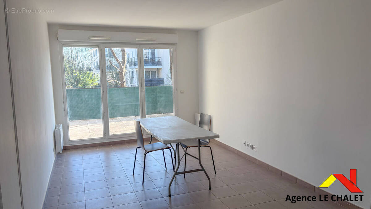 Appartement à VILLENEUVE-LE-ROI
