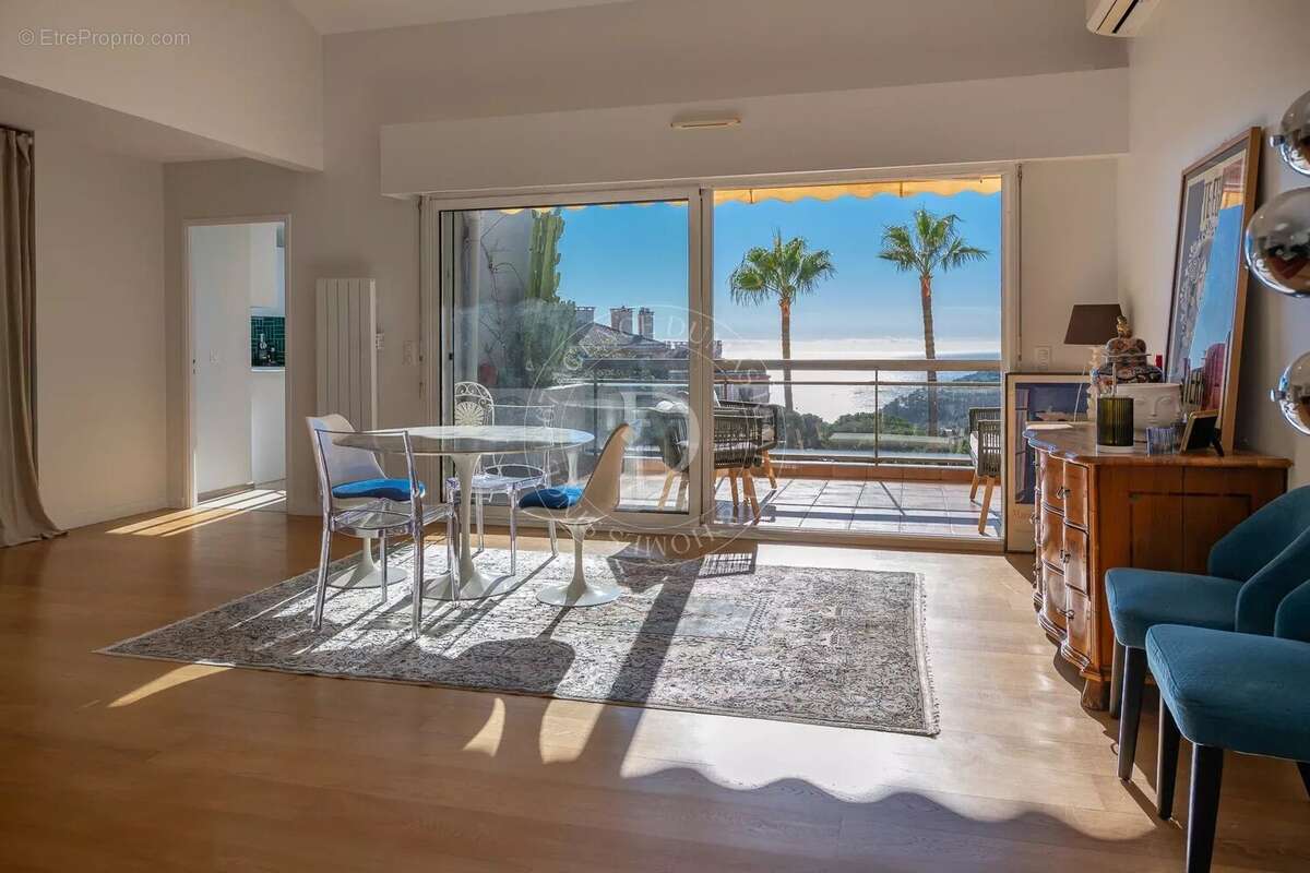 Appartement à VILLEFRANCHE-SUR-MER